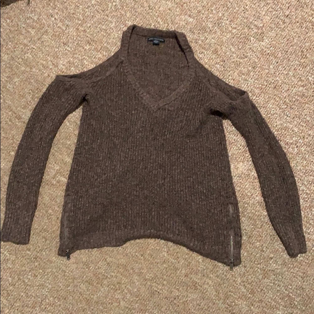 American Eagle cold shoulder sweater